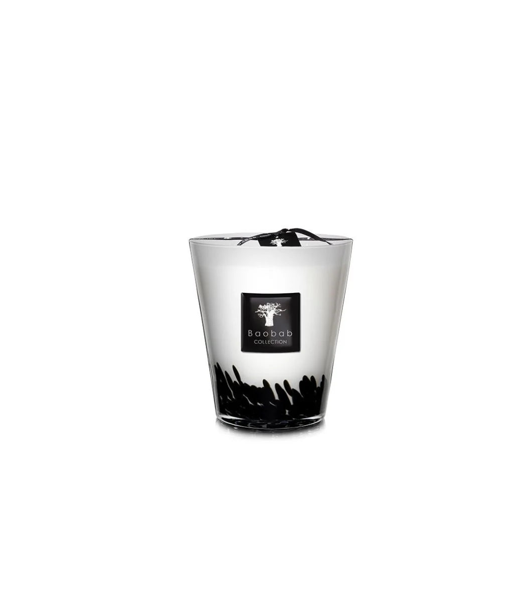 شمعة معطرة بريش